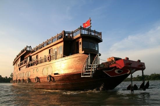 MEKONG DELTA WITH MEKONG EYES CRUISE - 4 DAYS 3 NIGHTS